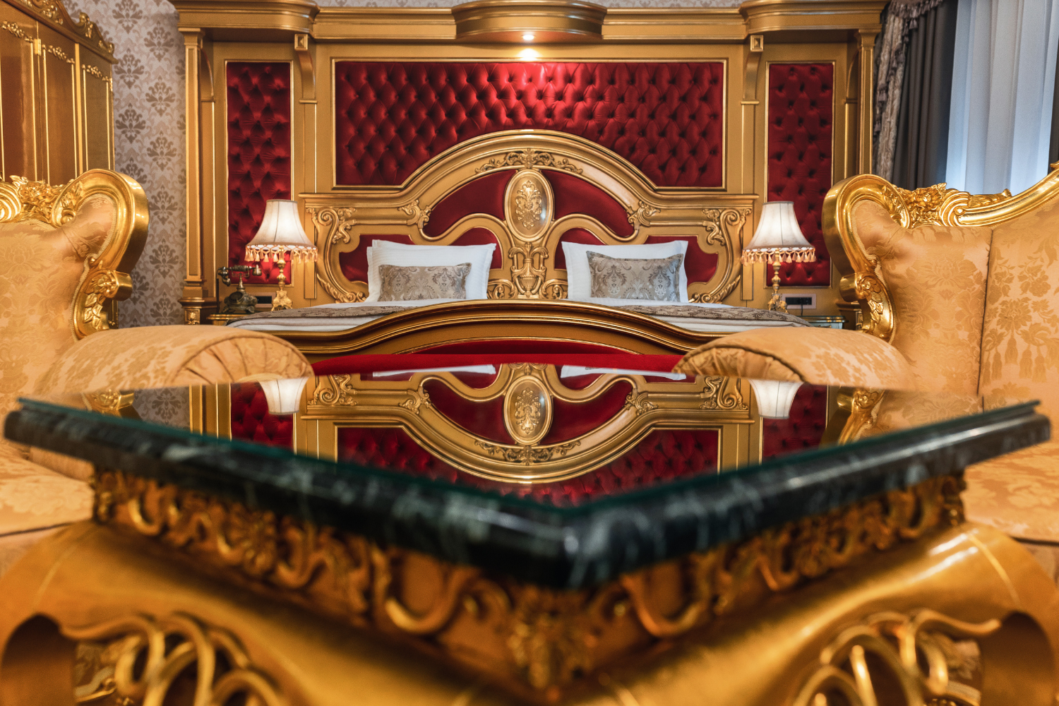 King Louis XVI Presidential Suite  450